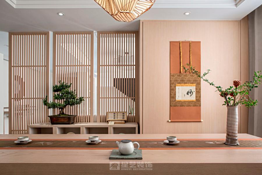 不追求華麗，而追求舒適；不堆砌裝飾，而回歸生活本身